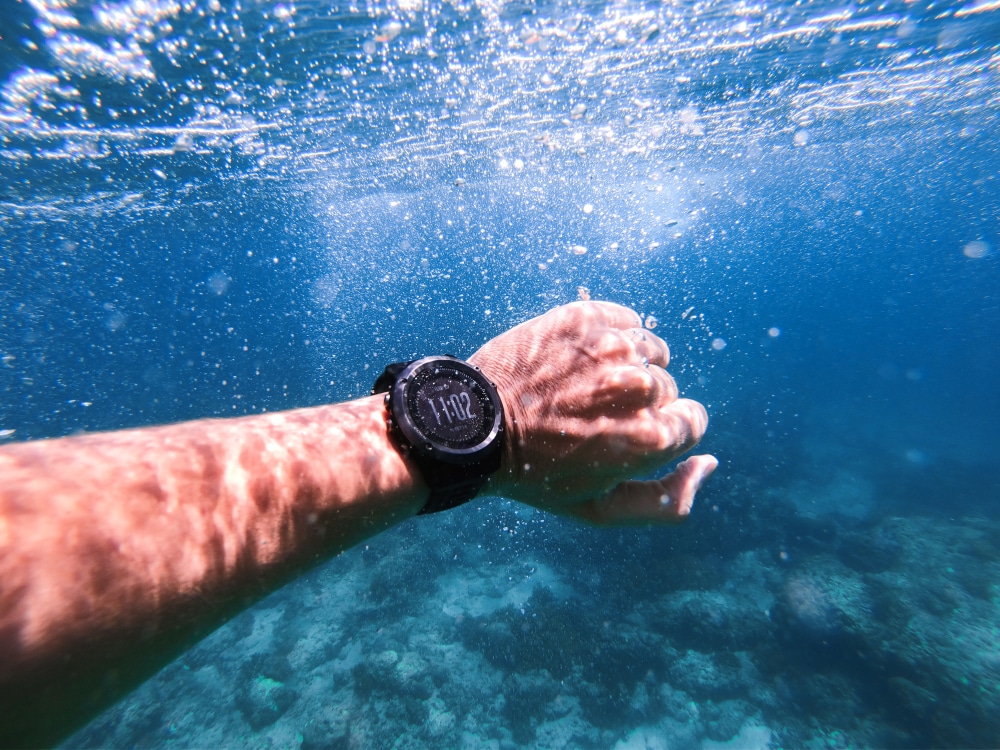 Comment choisir une montre de plongée  